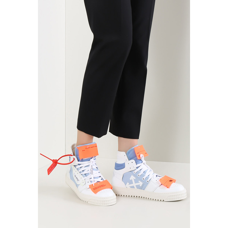 OFF COURT 3.0 SNEAKERS IN GRAINY LEATHER AND CANVAS | Off-White（オフホワイト